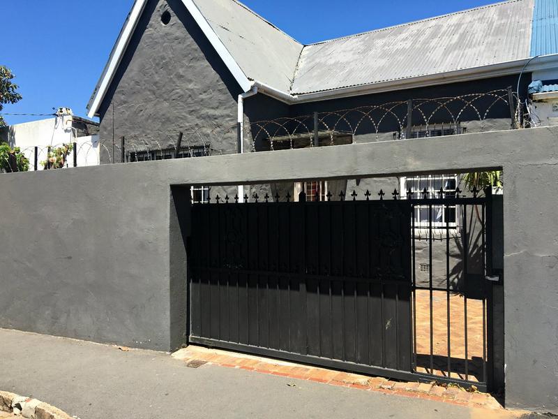 To Let 5 Bedroom Property for Rent in Observatory Western Cape